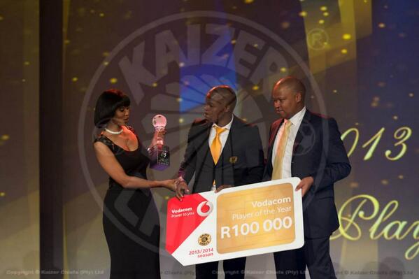Slozi14D's tweet photo. Congrads boy"@Kaizer_Chiefs: Katsande with the Player  @Vodacom #KCAwards http://t.co/exY9kydlCo"