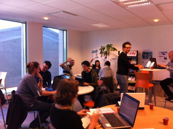 reseauSPN's tweet image. #Patchworking toute la journée au @reseauSPN à #Poitiers ! cc @codezigo @philbaudelot