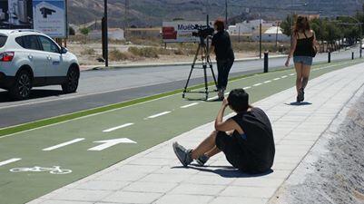 FestSpotExpress's tweet photo. Mementos #SpotExpress. "El carril trípode", by @NeveritasPro http://t.co/qHic3oGbS6
