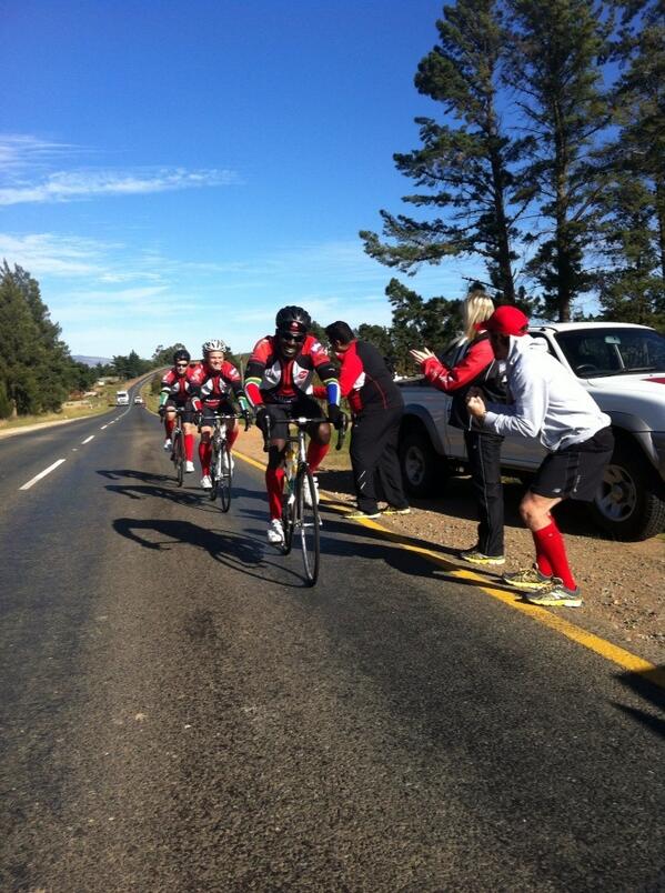 TheUnogwaja's tweet photo. Josh @joshogada leading from the front! http://t.co/9mQ5ezZTFa