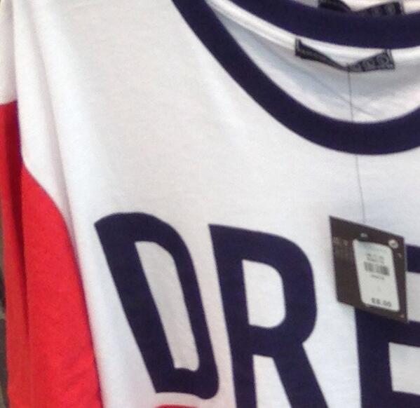 edzibit's tweet image. Sneak peak #fresh2death #summerthreads #fashionista #prettyflyforawhiteguy  @JHowaard7 @katy_grace91