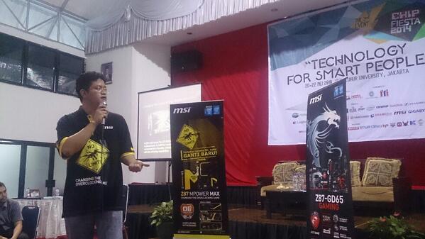 GridGamesID's tweet photo. Now! Seminar MSI Z97 Series di auditorium 1 @univ_budiluhur #CHIPFiesta 2014 http://t.co/NMlYuw6QhF