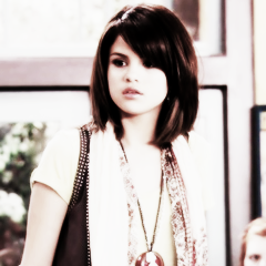 SelenaGomezPax's tweet photo. ICON #PACK32 http://t.co/1RMiolgG0H