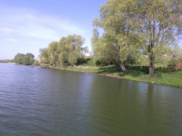 Красивое озеро.