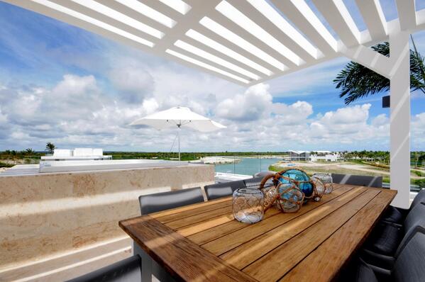 LiveCapCana's tweet photo. #Ocean21 For those who enjoy a pleasant lifestyle next to the waters of the Caribbean Sea #CapCana #RealEstate http://t.co/c2edcQgSIO