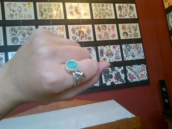 sonjaahoy's tweet photo. Both these from @famkek - I'd love to add more,it's the only place I buy jewels. Gimme some luck @afashionfriend ? http://t.co/shkTvCoNlh