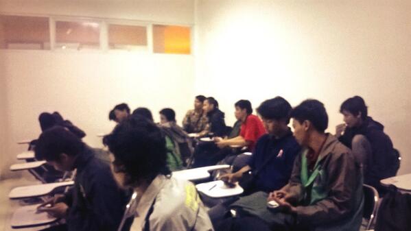 HMTSUika's tweet photo. Suasana rapat untuk kegiatan P2M HMTS uika http://t.co/fdREwqNpTN