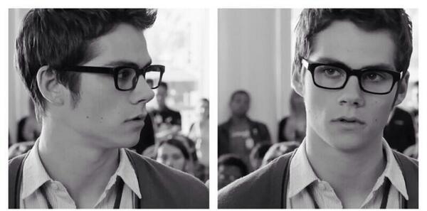 BecausImAGrl's tweet photo. when girls say they like nerdy guys they mean guys like this http://t.co/5AZgt29aik