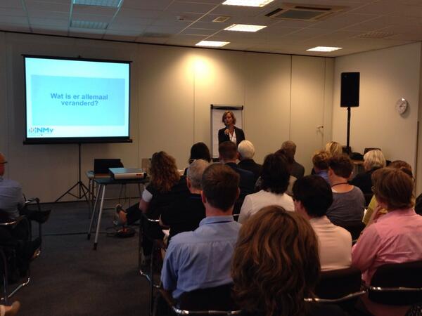 NMvMediators's tweet photo. Toekomstig voorzitter @fzomeren heet alle deelnemers welkom.#mediation http://t.co/FKTXVW7ILk