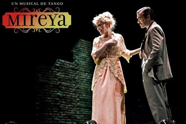 Últimas 3 funciones de <a href="/MireyaTango/">MireyaTango</a> en el #Alvear No la podes dejar de ver! <a href="/pcibriancampoy/">pepe cibrian campoy</a> <a href="/damianmahler/">Damián Mahler</a> <a href="/julikalik/">Julieta Kalik</a>