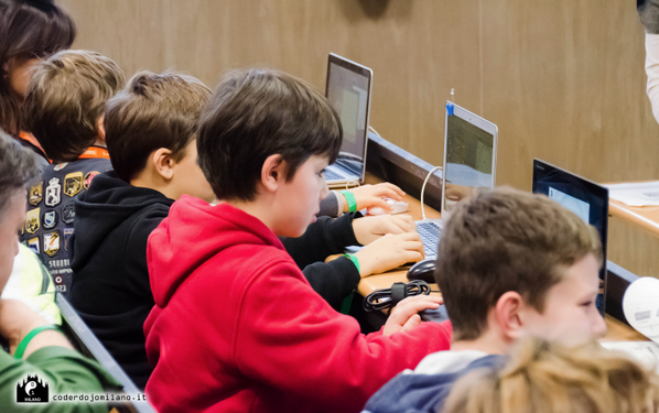 CoderDojo's tweet image. Find your local #CoderDojo and signup your child for their next session. #FREECodingForKids zen.coderdojo.com