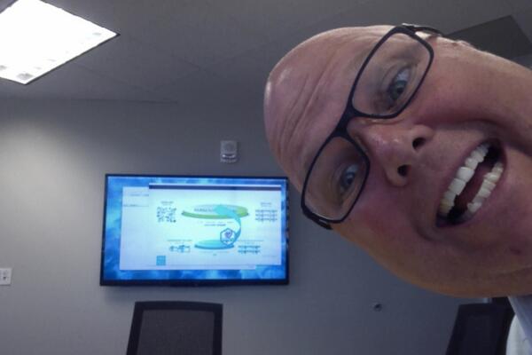vonSpreacker's tweet image. Shameless Selfie as we kick this off #ASDTechB #vSEconf #HelloBrocade