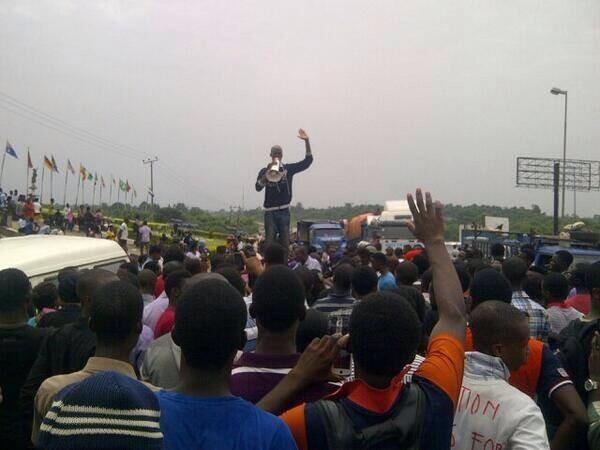 View image on Twitter