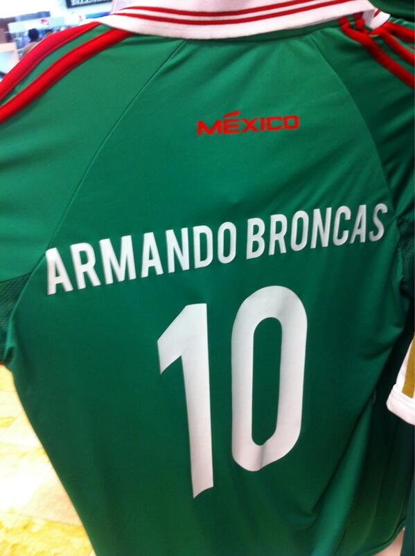 tigrediaz's tweet photo. @rodriguezcarlo @yeerms @pijamasurf http://t.co/SUc9Ythy2y