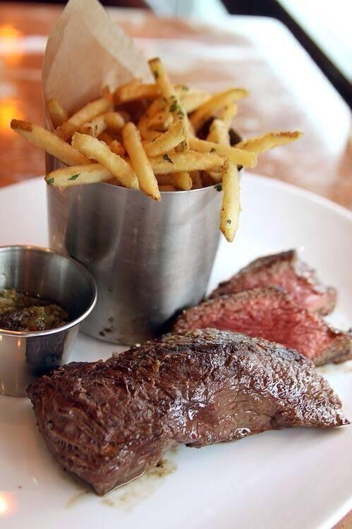 FoodPleaser's tweet image. Filet &amp;amp; Fries.