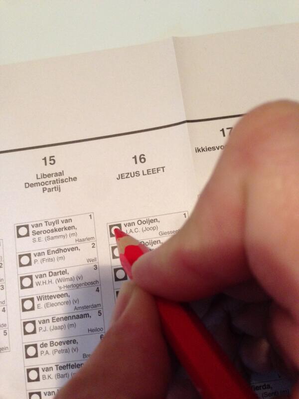 Ehh, als je denkt dat jezus leeft waarom is hij dan geen lijsttrekker????? #stemfie