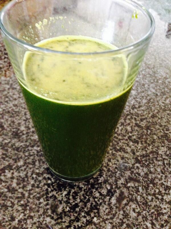 globalraw's tweet image. Great cure for the thur crash- green drink &amp;amp; elliptical! #gethealthy #HappyThursday