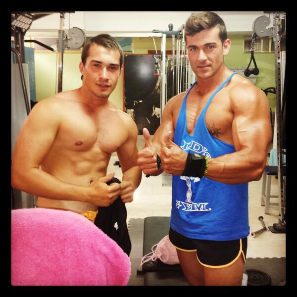 diegokanion's tweet photo. Buen entrenamiento esta tarde con @juuanpe09 http://t.co/7gtvDkA9YT