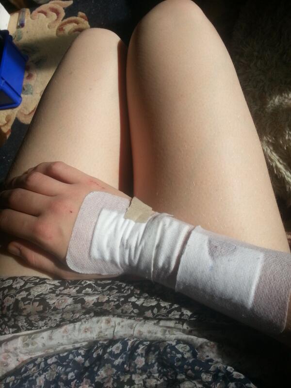 Frisky Freya’s pics and videos