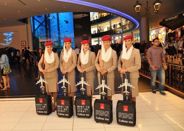 emirates's tweet photo. If you spot our cabin crew at @TheDubaiMall, do take a pic &amp; share using #EmiratesOfficialStore http://t.co/0nl631Y13u