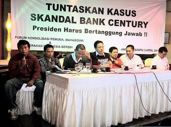 putroyudha's tweet photo. Beberapa tahun yg lalu dan sampai sekarang tidak selesai2 http://t.co/ji4XtJilog