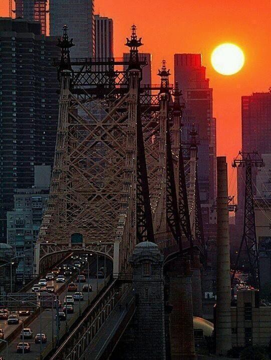 gormen_lazim's tweet photo. New York. http://t.co/Cv4WtnXySs