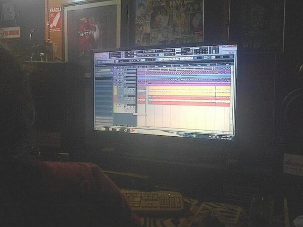 Take lagu ke 2 <a href="/KILLERBEE_696/">KILLERBEE OFFICIAL</a> untuk album ke 2 at studio <a href="/DapurTeror/">Dapur Terror Record</a> . tunggu gebrakan nya yes !!