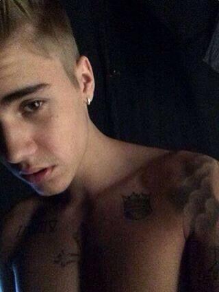 axeltdgdr's tweet photo. #selfie http://t.co/gFattdnuaD