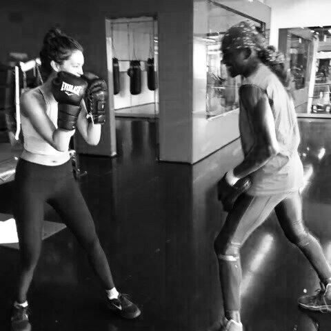 AlexiaDHoe's tweet photo. #workout #boxing 💣 http://t.co/g26QomVwEk