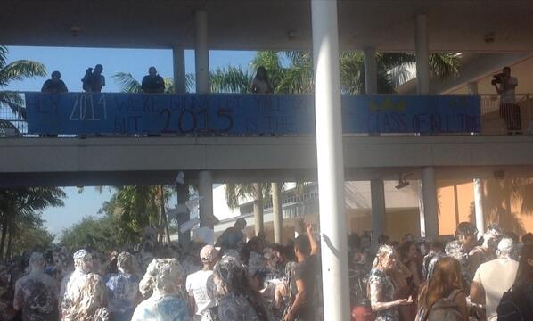 EJAmado's tweet photo. Congratulations to Everyone! The Best Day! It was amazing! @CBHSseniors http://t.co/G71l83v2a4