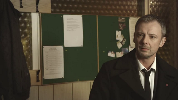 JohnSimmNews's tweet photo. From @IAmKloot 's clip ''Some better day''. 

That glance. #StrongActor #JohnSimm http://t.co/rMWO4WXUB0
