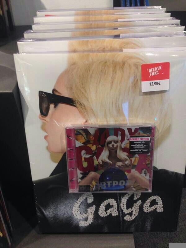 Álbum >> "ARTPOP" [22] - Página 41 BoQleXKCYAAn1gY