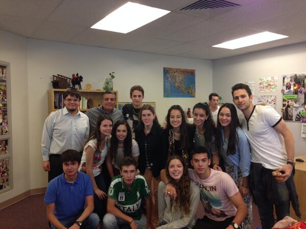 laurardzchc's tweet image. Mejor clase no hay #últimodía #elprof 💁👨 @ranmx