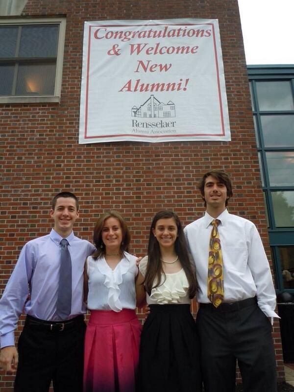 tinysizzle's tweet photo. #tbt miss you guys! #hellayella http://t.co/Zptvhvr9xA