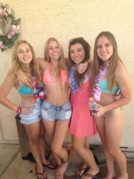 Your original sereno south girls 😛⚽️ http://t.co/BLKwafX7iR<a href="/tag/cancersucks"class="tags"><span>#cancersucks</span></a>