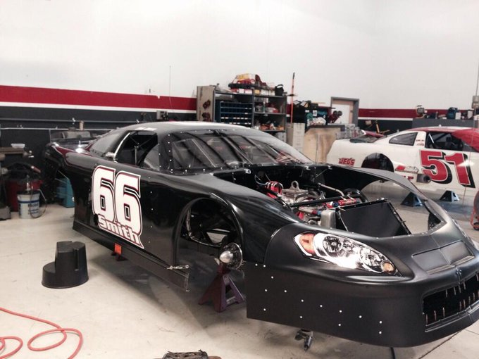 Watch Zane Smith's leaked NSFW photo on TwXstars