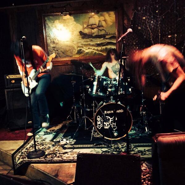 Los Angeles <a href="/RedwoodBar/">The Redwood Bar</a> 5-8-14  photo by Nicole Black