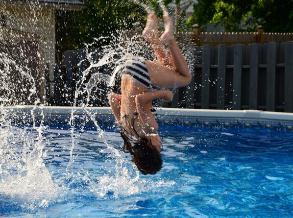 johnmbuckman's tweet photo. The pool is open! Maddie flipping for joy! http://t.co/4oFMfHgIFT
