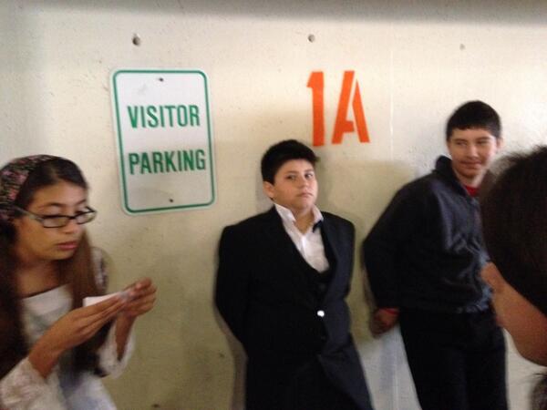 IntegritySupt's tweet photo. Our famous people walk http://t.co/5mz118tizF