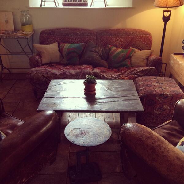 Rileyclaydesign's tweet photo. @PottingShedPub thanks for a great evening!! The decor is perfection 👌 http://t.co/uAW24Xzwr8