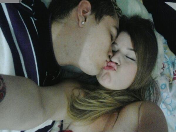 GenesisDaylin's tweet photo. mi vicio ♡♥ http://t.co/qo1P8uR7Q3