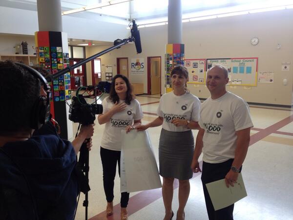Ryan_Fergy's tweet photo. Waiting backstage at this school's assembly to present a giant cheque! #bpaplusforenergy http://t.co/tkofOFWVHd