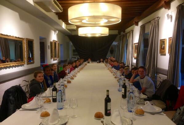 StNicholasSch's tweet photo. Y6 in a Segovian restaurant with @ValewoodPrimary ready to eat the beautiful tapas. http://t.co/kYuyjGodA0