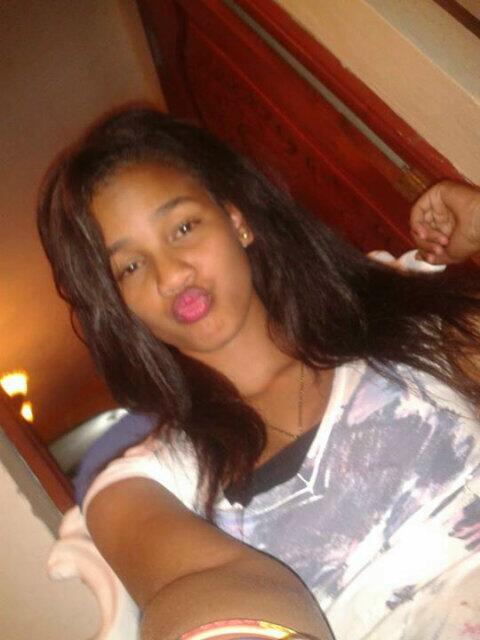 EtReyna's tweet photo. -Ser #feliz Es Lo Que Cuentta☑ http://t.co/7yQ2sMxUxI