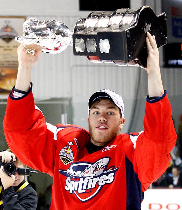 EdmontonOilers's tweet photo. Back-to-back @MCMemorialCup titles and tournament MVP awards for @hallsy04 in '09 and '10. #TBT #ThrowbackThursday http://t.co/Y9obWshHAP