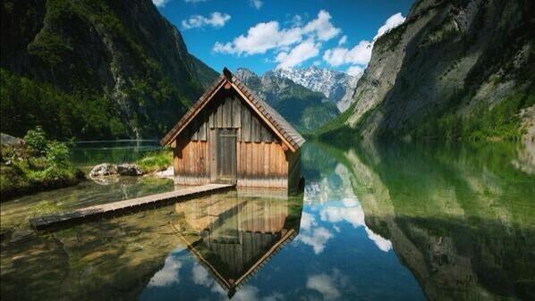 PostBadLandscap's tweet photo. Germany *_* ! ♥ http://t.co/IyHIm1Lmct