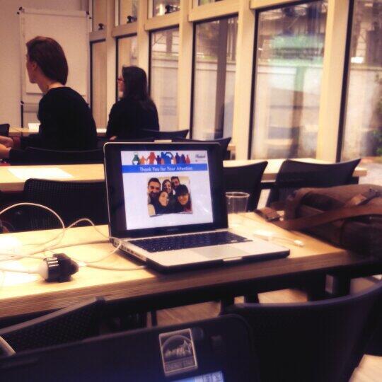 ISTUD_IT's tweet photo. #100happydays selfie post #PwMasterISTUD. Complimenti a chi ha presentato oggi. in bocca al lupo ai gruppi di domani! http://t.co/UWUva52qbV