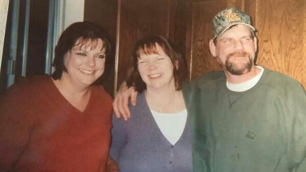 PFaux's tweet photo. FAMILY-:)... http://t.co/e1Wm6PM9nM