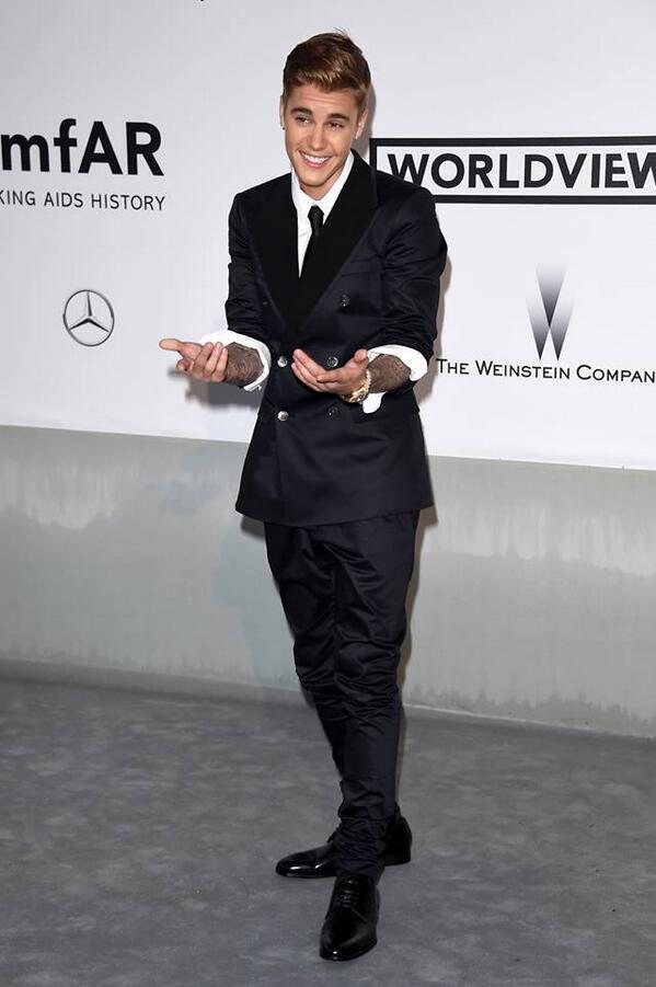BIELEVERSS's tweet photo. ♥ Perfect Smile ♥ Perfect idol Everrrrrrr ♥ @justinbieber http://t.co/ryzBwdytdY