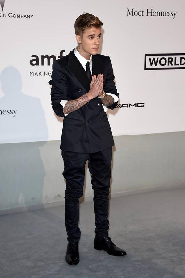 BIELEVERSS's tweet photo. BELIEVE ♥ :) 
@justinbieber http://t.co/VSStsUnN5o